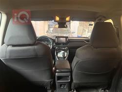 تۆیۆتا ڕاڤ 4